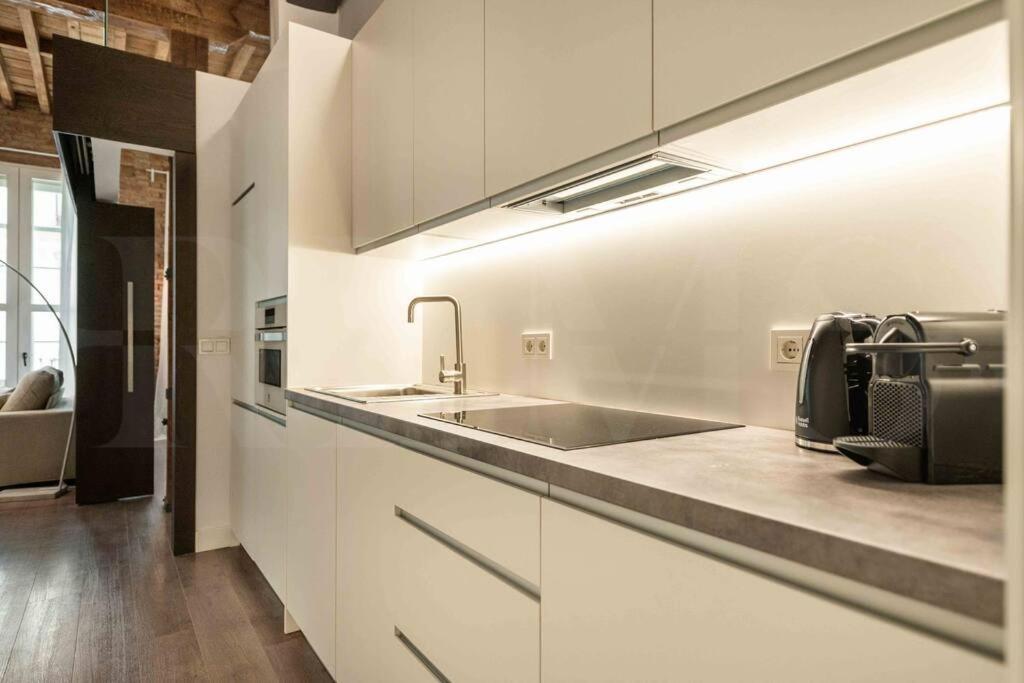 Eclectic & Elegant Apartment By Rems Málaga Exteriör bild